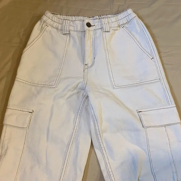 PacSun White Cargo Pants Women's Size S - Picture 3 of 9